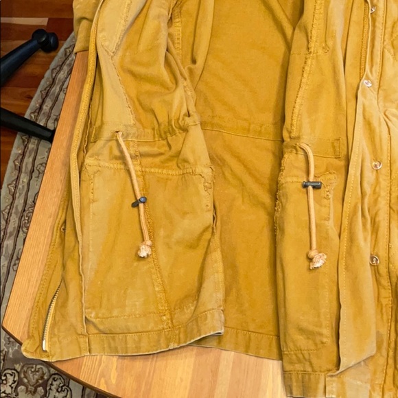 Utility Jacket - Picture 3 of 4